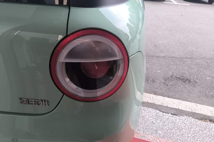 Used CHANGAN NEVO Lumin 2023 205km Xiangqin Version Right Rear Taillight