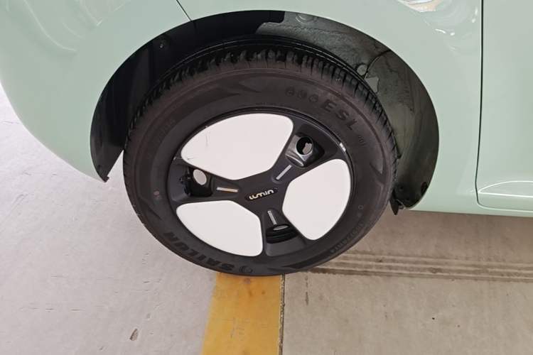 Used CHANGAN NEVO Lumin 2023 301km Honey Dew Edition Right Rear Wheel Hub