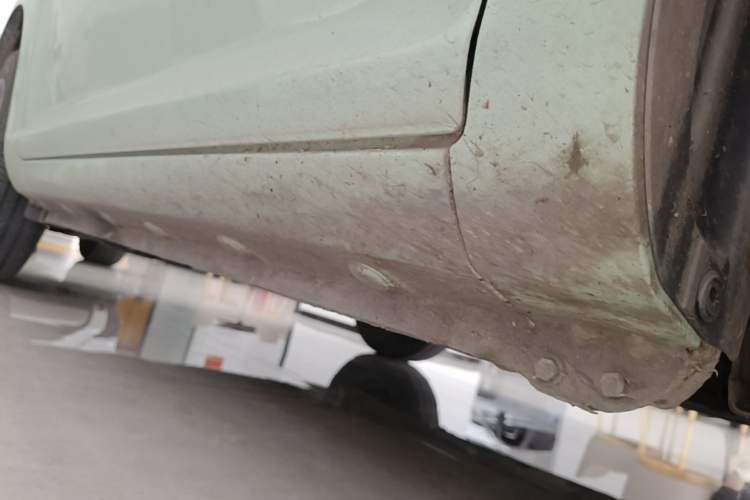 Used CHANGAN NEVO Lumin 2023 301km Honey Dew Edition Right Side Sill