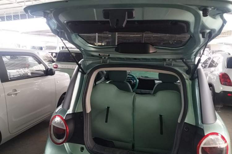 Used CHANGAN NEVO Lumin 2023 301km Honey Dew Edition Trunk