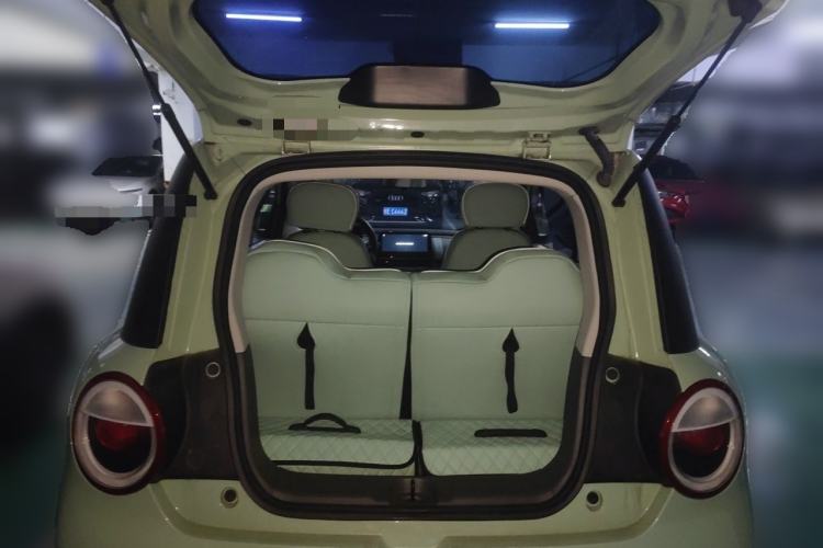 Used CHANGAN NEVO Lumin 2023 301km Honey Dew Edition Trunk