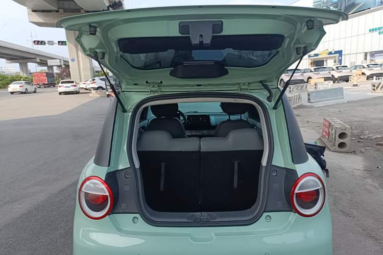 Used CHANGAN NEVO Lumin 2023 301km Honey Dew Edition Trunk