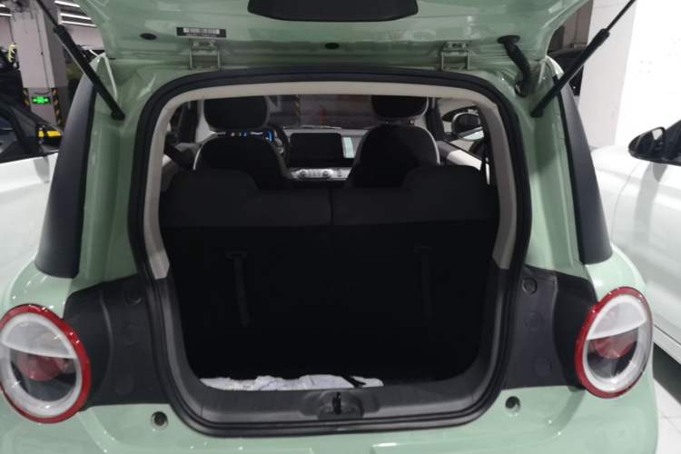 Used CHANGAN NEVO Lumin 2023 301km Honey Dew Edition Trunk