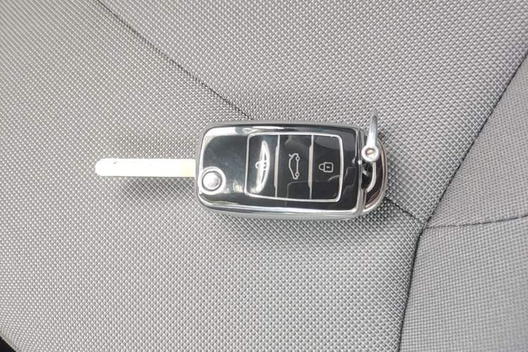 Used CHANGAN NEVO Lumin 2023 301km Honey Dew Edition Vehicle Key