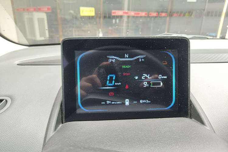 Used CHANGAN NEVO Lumin 2023 301km Honey Dew Edition Instrument Cluster