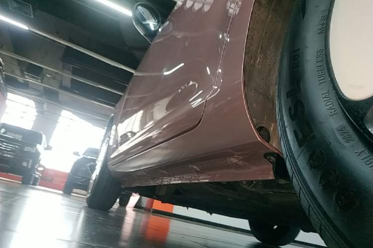 Used CHANGAN NEVO Lumin 2023 205km Xiangqin Version Left Side Sill