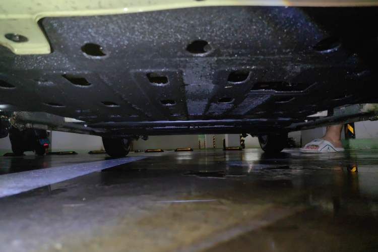 Used CHANGAN NEVO Lumin 2023 205km Xiangqin Version Chassis Front