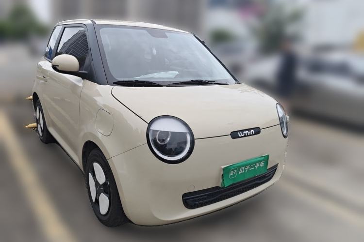 Used CHANGAN NEVO Lumin 2023 205km Xiangqin Version Front Right 45 Deg