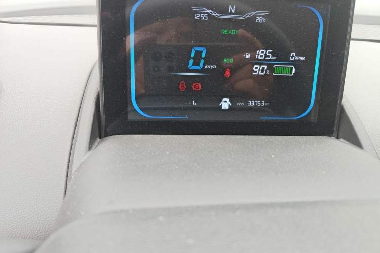 Used CHANGAN NEVO Lumin 2023 205km Xiangqin Version Odometer Close Up
