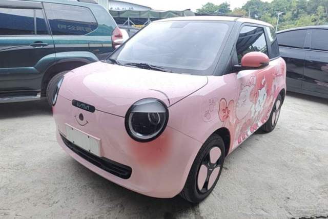 Ojetý CHANGAN NEVO Lumin 2023 301km Honey Dew Edition