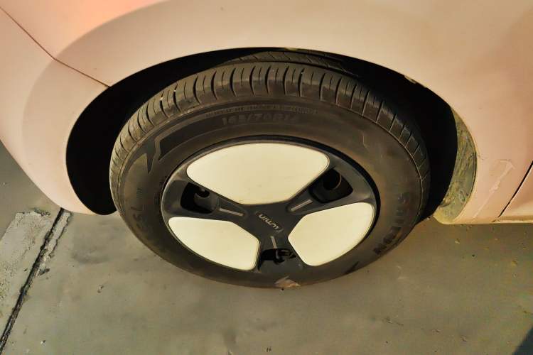 Used CHANGAN NEVO Lumin 2023 205km Xiangqin Version Left Front Wheel Hub