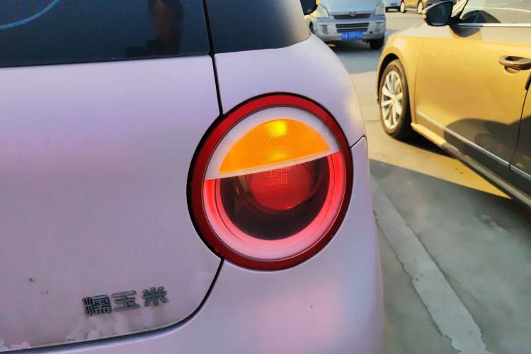 Used CHANGAN NEVO Lumin 2023 205km Xiangqin Version Right Rear Taillight
