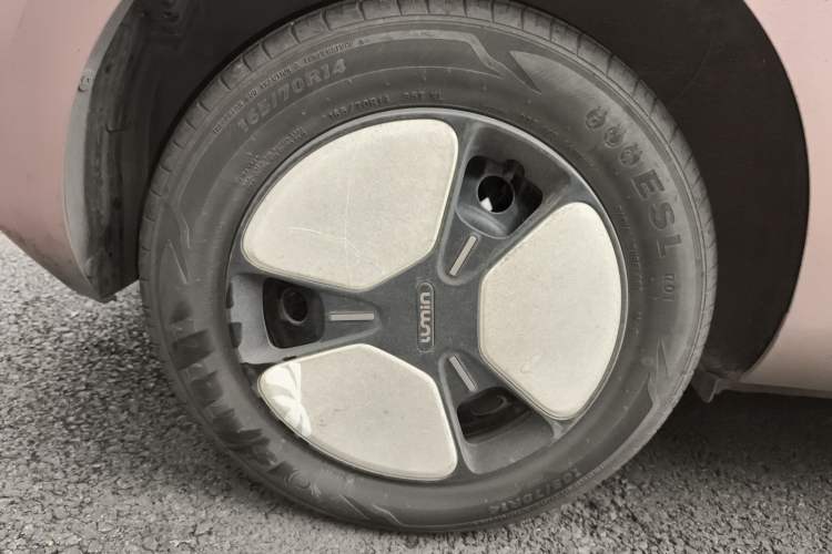Used CHANGAN NEVO Lumin 2023 301km Honey Dew Edition Right Rear Wheel Hub