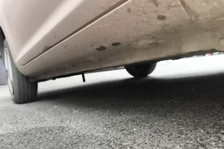 Used CHANGAN NEVO Lumin 2023 301km Honey Dew Edition Right Side Sill