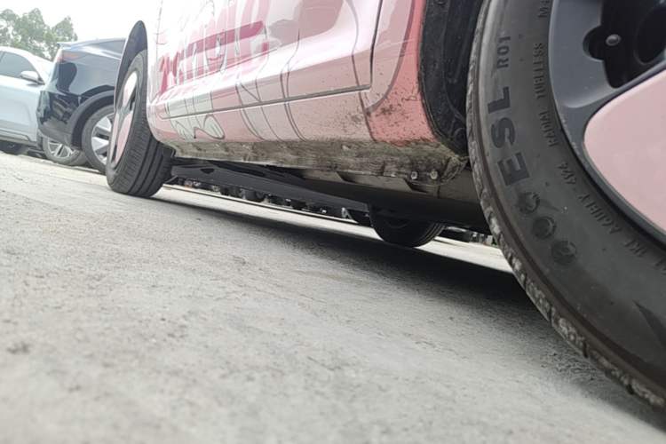 Used CHANGAN NEVO Lumin 2023 301km Honey Dew Edition Right Side Sill