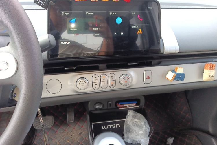 Used CHANGAN NEVO Lumin 2023 301km Honey Dew Edition Audio And AC Panel