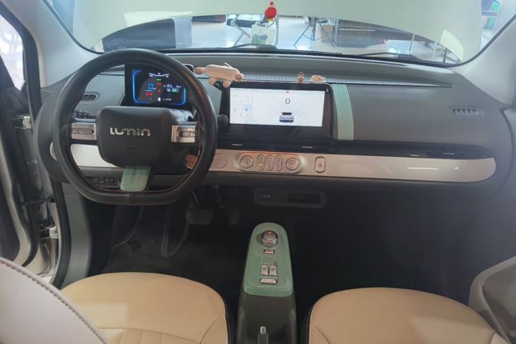 Used CHANGAN NEVO Lumin 2023 205km Xiangqin Version Center Console