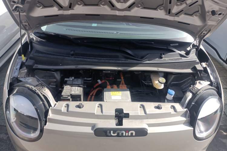 Used CHANGAN NEVO Lumin 2023 301km Honey Dew Edition Engine Bay