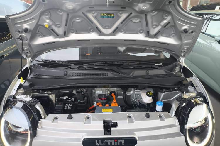 Used CHANGAN NEVO Lumin 2023 205km Xiangqin Version Engine Bay