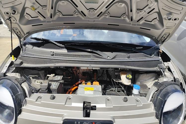 Used CHANGAN NEVO Lumin 2023 301km Honey Dew Edition Engine Bay