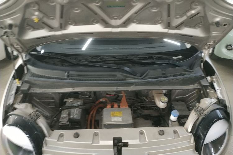 Used CHANGAN NEVO Lumin 2023 301km Honey Dew Edition Engine Bay
