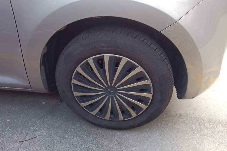 Used CHANGAN NEVO Lumin 2023 301km Honey Dew Edition Exterior 7