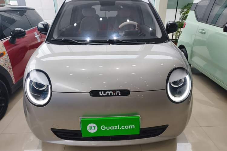 Used CHANGAN NEVO Lumin 2023 205km Xiangqin Version Front
