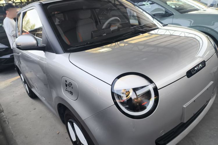 Used CHANGAN NEVO Lumin 2023 205km Xiangqin Version Front Right 45 Deg