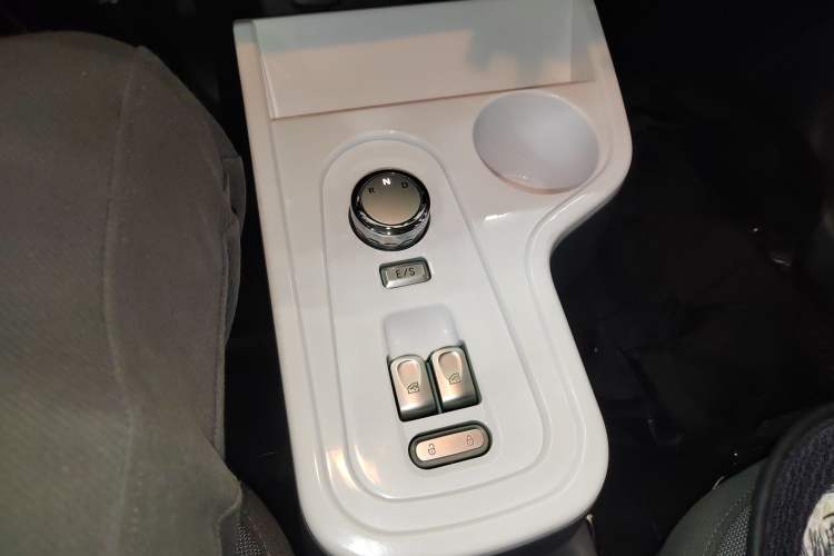 Used CHANGAN NEVO Lumin 2023 205km Xiangqin Version Gear Lever