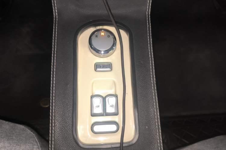 Used CHANGAN NEVO Lumin 2023 205km Xiangqin Version Gear Lever