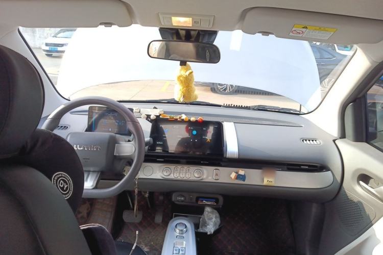 Used CHANGAN NEVO Lumin 2023 301km Honey Dew Edition Interior 2