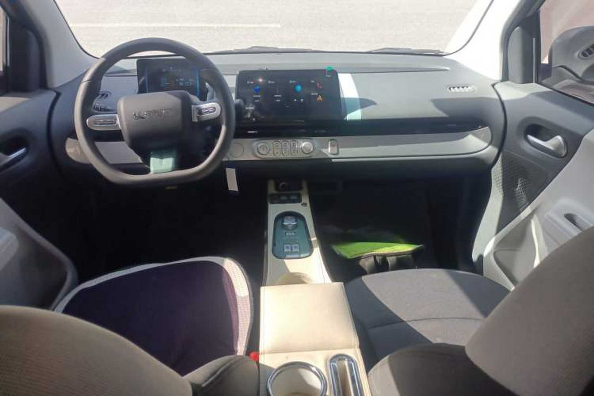 Used CHANGAN NEVO Lumin 2023 301km Honey Dew Edition Interior 2