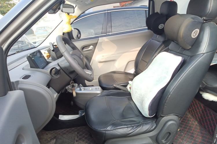Used CHANGAN NEVO Lumin 2023 301km Honey Dew Edition Left Front Seat