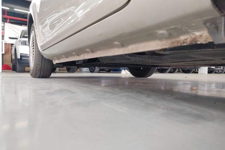 Used CHANGAN NEVO Lumin 2023 205km Xiangqin Version Left Side Sill