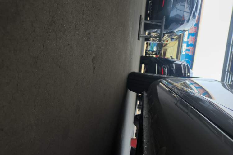 Used CHANGAN NEVO Lumin 2023 205km Xiangqin Version Left Side Sill