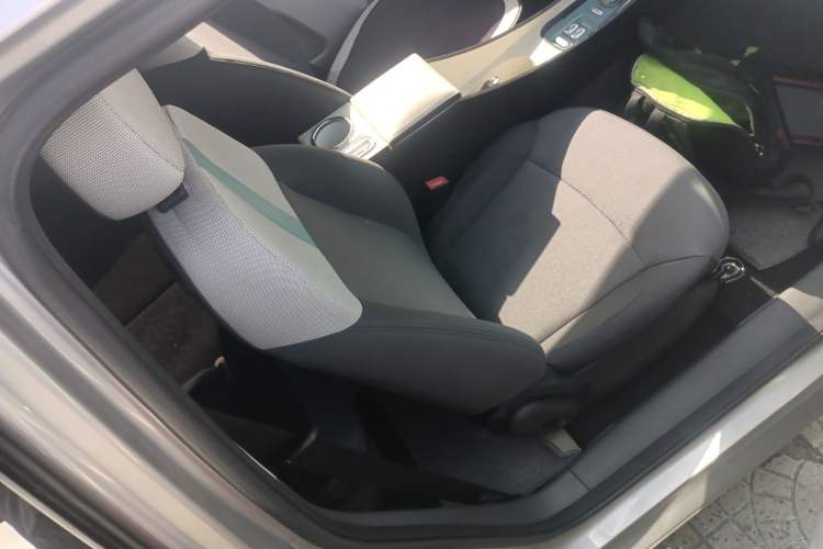 Used CHANGAN NEVO Lumin 2023 301km Honey Dew Edition Right Front Seat