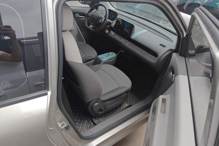 Used CHANGAN NEVO Lumin 2023 205km Xiangqin Version Right Front Seat