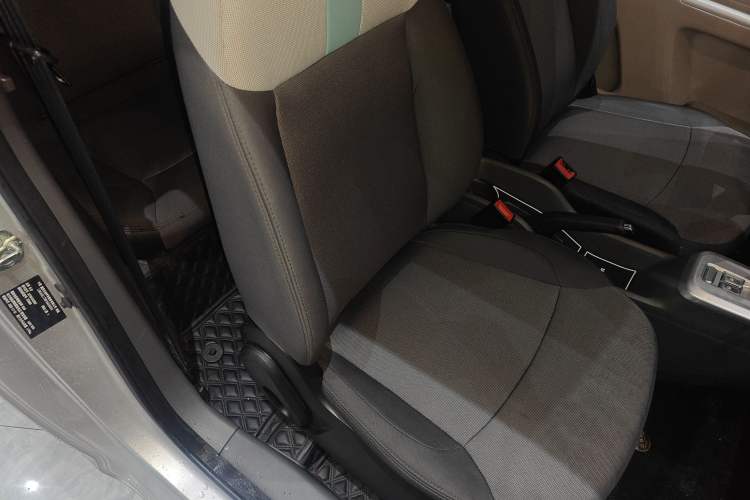 Used CHANGAN NEVO Lumin 2023 205km Xiangqin Version Right Front Seat