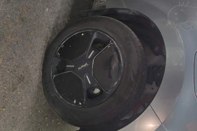 Used CHANGAN NEVO Lumin 2023 301km Honey Dew Edition Right Front Wheel Hub