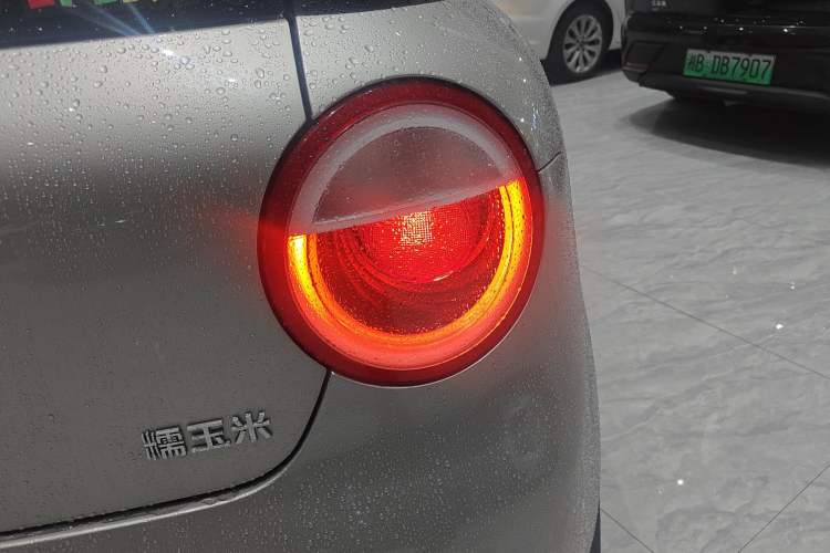 Used CHANGAN NEVO Lumin 2023 205km Xiangqin Version Right Rear Taillight