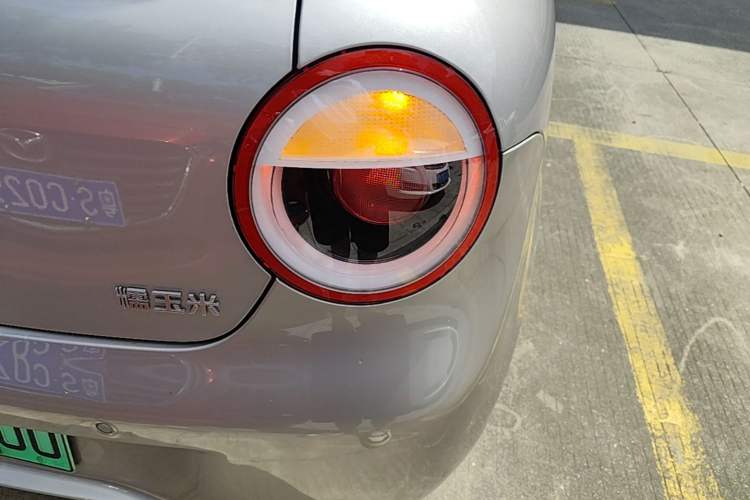 Used CHANGAN NEVO Lumin 2023 301km Honey Dew Edition Right Rear Taillight