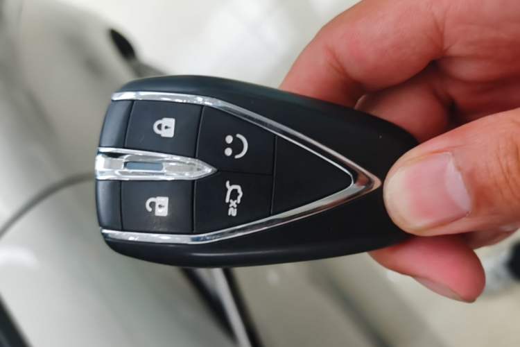 Used CHANGAN NEVO Lumin 2023 205km Xiangqin Version Vehicle Key