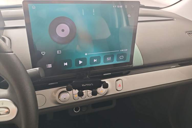 Used CHANGAN NEVO Lumin 2023 301km Honey Dew Edition Audio And AC Panel