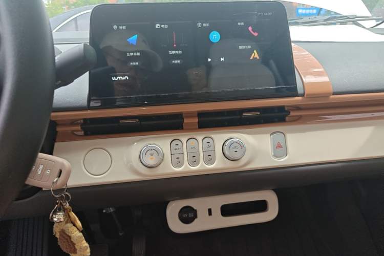 Used CHANGAN NEVO Lumin 2023 205km Xiangqin Version Audio And AC Panel