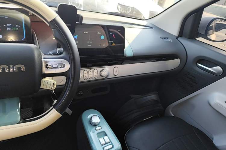 Used CHANGAN NEVO Lumin 2023 205km Xiangqin Version Audio And AC Panel