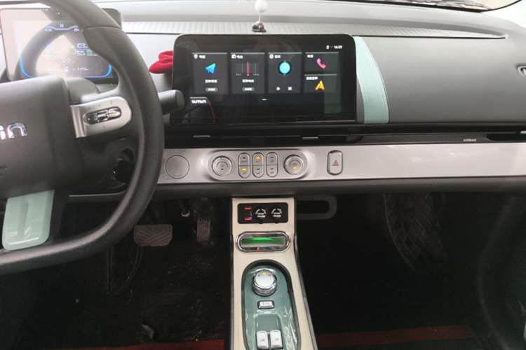 Used CHANGAN NEVO Lumin 2023 205km Xiangqin Version Audio And AC Panel