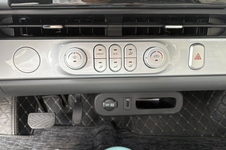 Used CHANGAN NEVO Lumin 2023 205km Xiangqin Version Audio And AC Panel