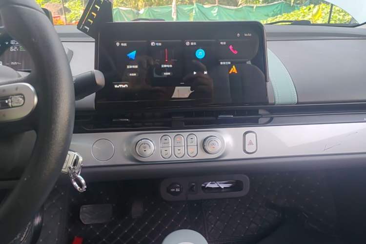 Used CHANGAN NEVO Lumin 2023 301km Honey Dew Edition Audio And AC Panel