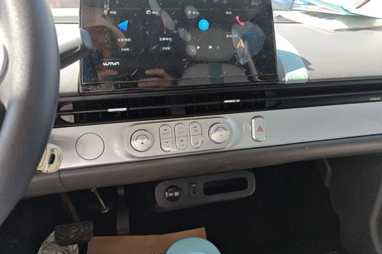 Used CHANGAN NEVO Lumin 2023 205km Xiangqin Version Audio And AC Panel