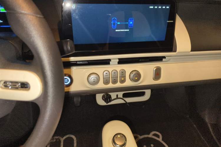 Used CHANGAN NEVO Lumin 2023 205km Xiangqin Version Audio And AC Panel